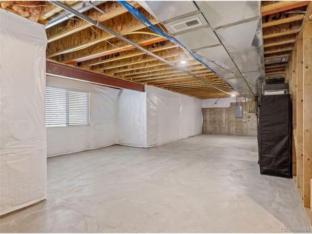 41368 N Farmhouse Cir, Parker, CO 80138
