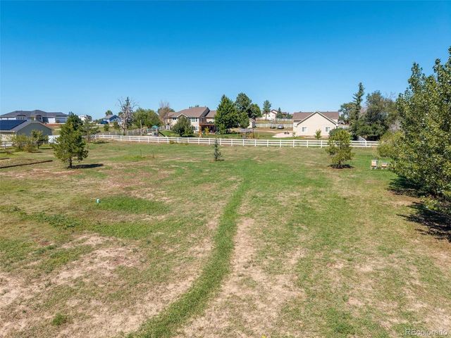 41368 N Farmhouse Cir, Parker, CO 80138