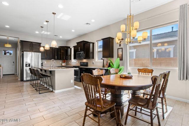 20607 W CARLTON Manor, Buckeye, AZ 85396