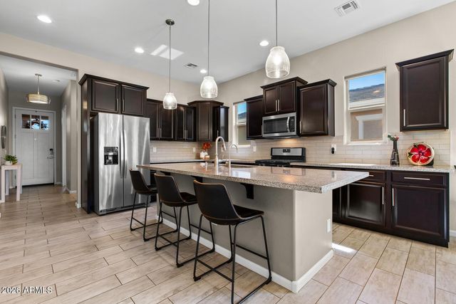 20607 W CARLTON Manor, Buckeye, AZ 85396