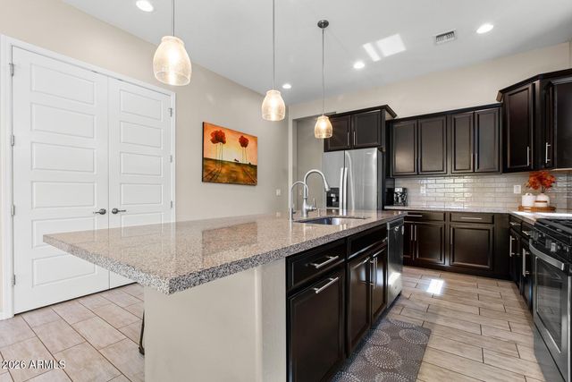 20607 W CARLTON Manor, Buckeye, AZ 85396