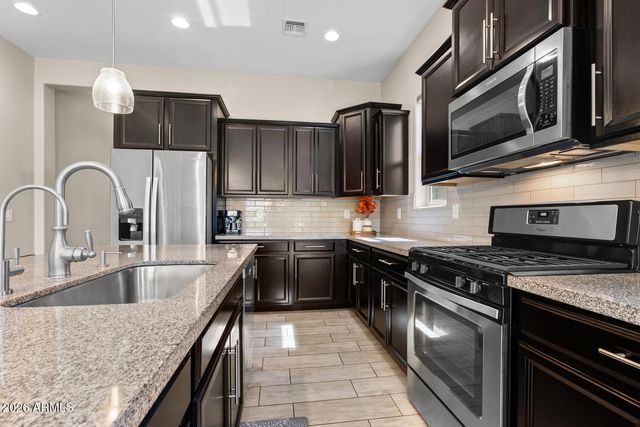 20607 W CARLTON Manor, Buckeye, AZ 85396