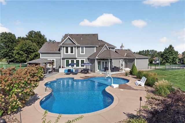 17872 Cody Street, Overland Park, KS 66221