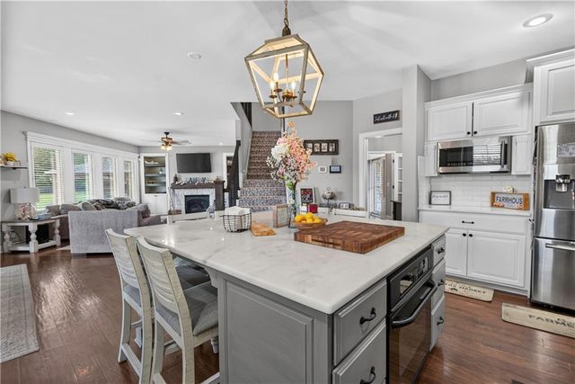 17872 Cody Street, Overland Park, KS 66221