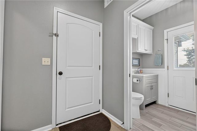 17872 Cody Street, Overland Park, KS 66221