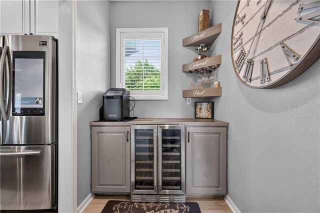 17872 Cody Street, Overland Park, KS 66221