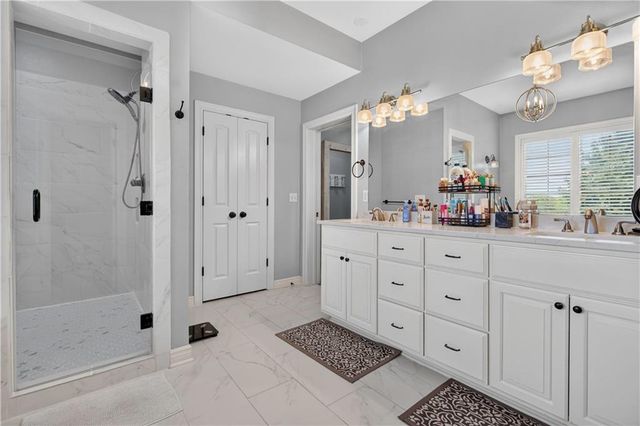 17872 Cody Street, Overland Park, KS 66221