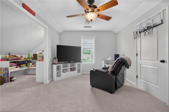 17872 Cody Street, Overland Park, KS 66221