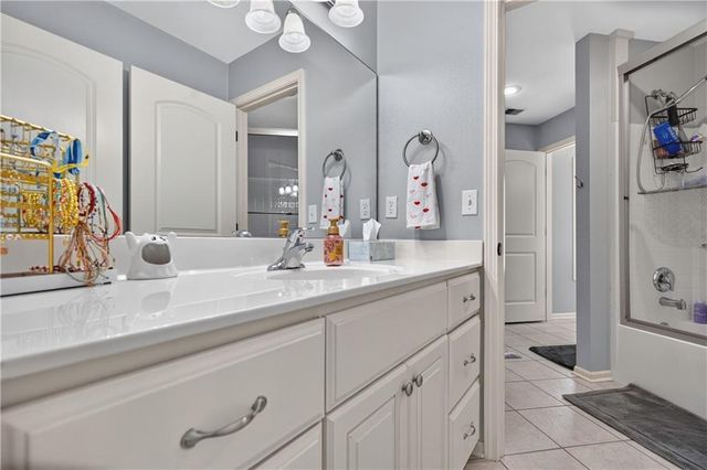 17872 Cody Street, Overland Park, KS 66221
