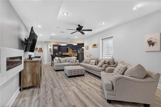 17872 Cody Street, Overland Park, KS 66221