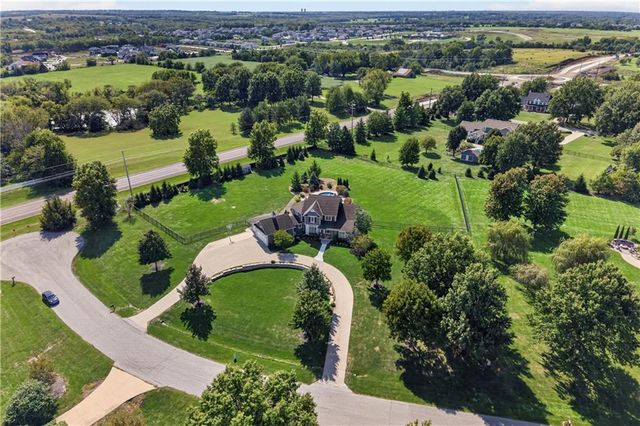 17872 Cody Street, Overland Park, KS 66221