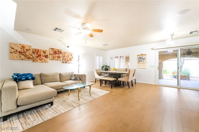 10922 Fintry Hills Street, Las Vegas, NV 89141