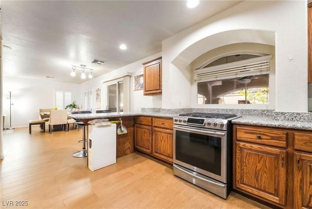 10922 Fintry Hills Street, Las Vegas, NV 89141