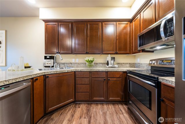 12420 172nd Street E #AA102, Puyallup, WA 98374