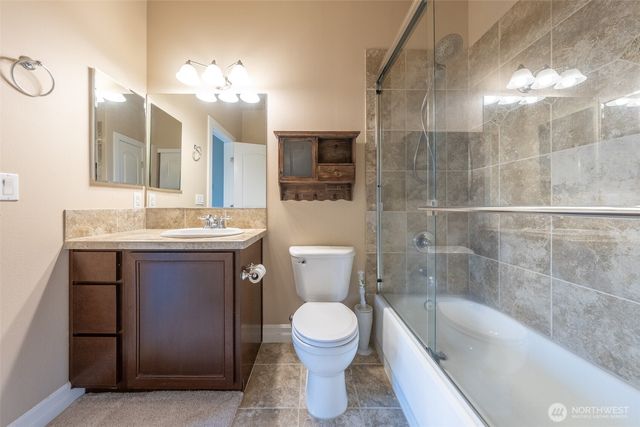 12420 172nd Street E #AA102, Puyallup, WA 98374