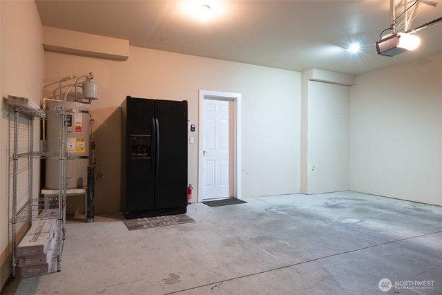 12420 172nd Street E #AA102, Puyallup, WA 98374