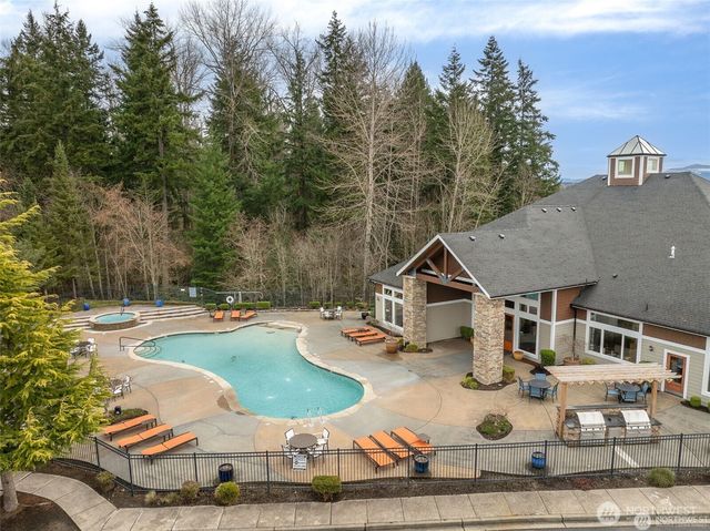 12420 172nd Street E #AA102, Puyallup, WA 98374