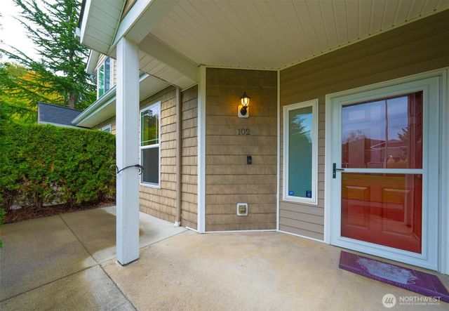 12420 172nd Street E #AA102, Puyallup, WA 98374