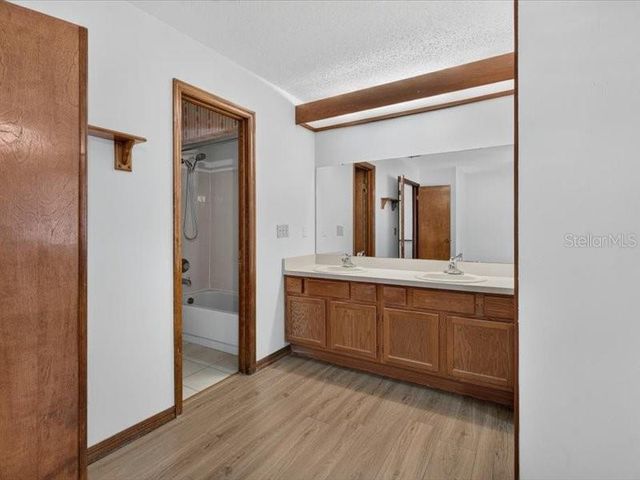 14012 NOTREVILLE WAY, Tampa, FL 33624