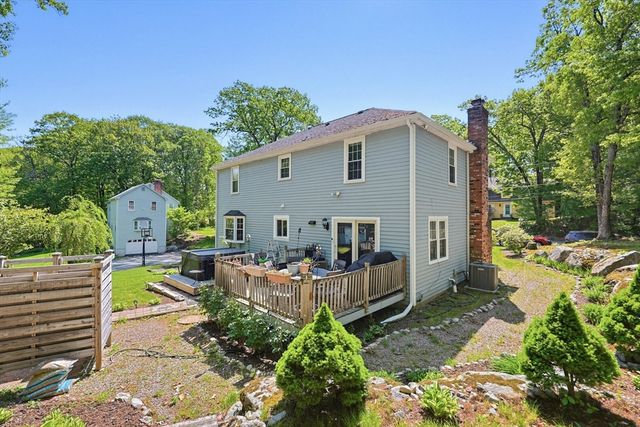271 Cliff Drive, North Attleboro, MA 02760