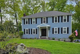 271 Cliff Drive, North Attleboro, MA 02760