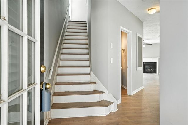 922 Gardenia Curve, Canton, GA 30114