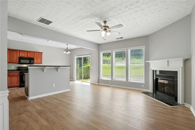 922 Gardenia Curve, Canton, GA 30114