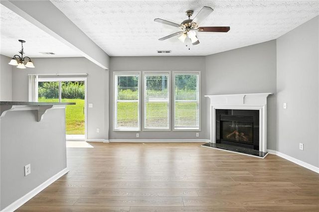 922 Gardenia Curve, Canton, GA 30114