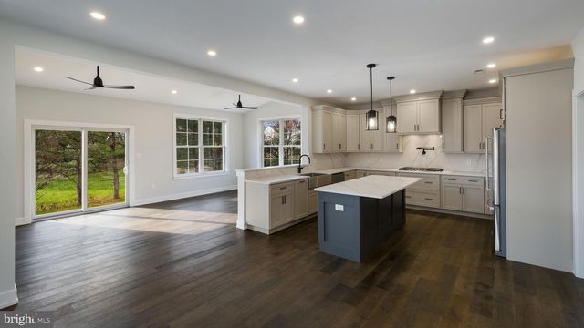 2550 RICKERT RD, Perkasie, PA 18944
