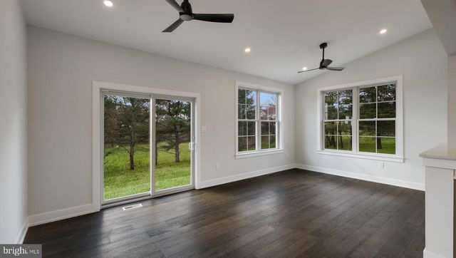 2550 RICKERT RD, Perkasie, PA 18944