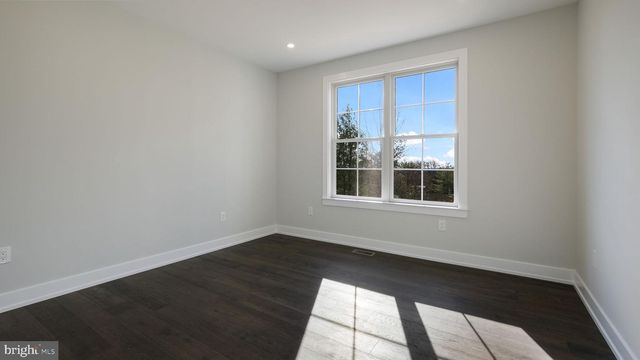 2550 RICKERT RD, Perkasie, PA 18944