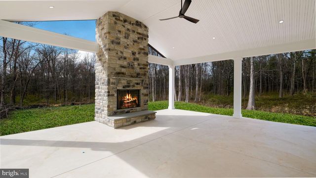 2550 RICKERT RD, Perkasie, PA 18944