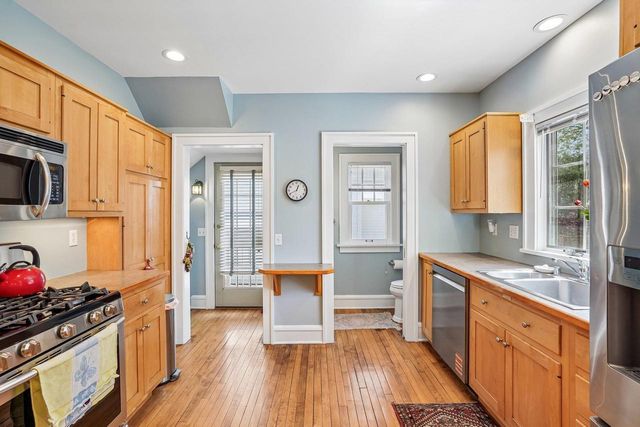 2249 Eton Ridge, Madison, WI 53726