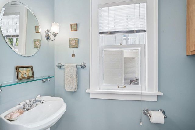 2249 Eton Ridge, Madison, WI 53726