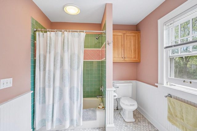 2249 Eton Ridge, Madison, WI 53726