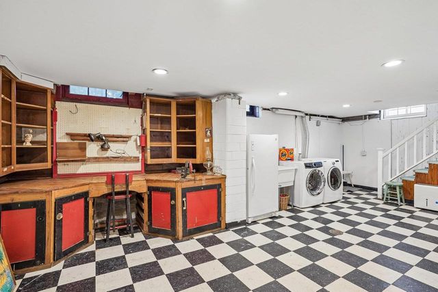 2249 Eton Ridge, Madison, WI 53726