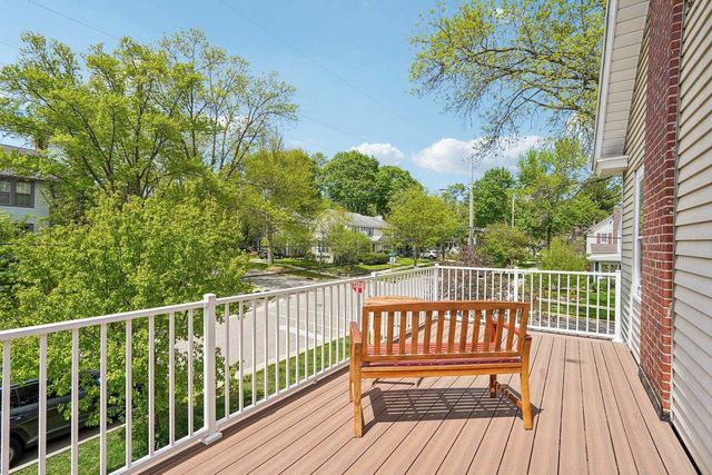 2249 Eton Ridge, Madison, WI 53726