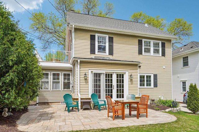 2249 Eton Ridge, Madison, WI 53726