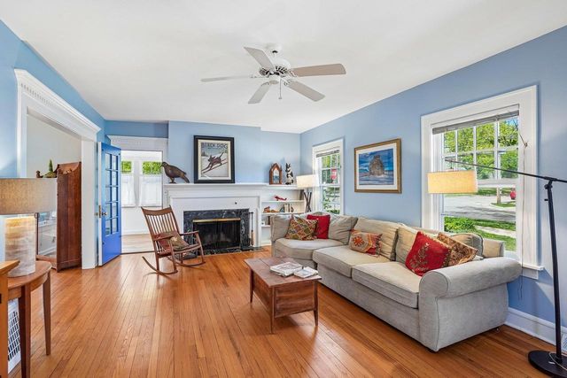 2249 Eton Ridge, Madison, WI 53726