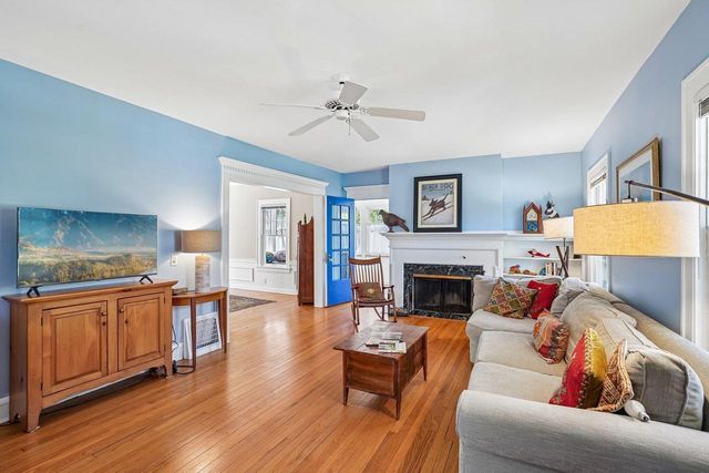 2249 Eton Ridge, Madison, WI 53726