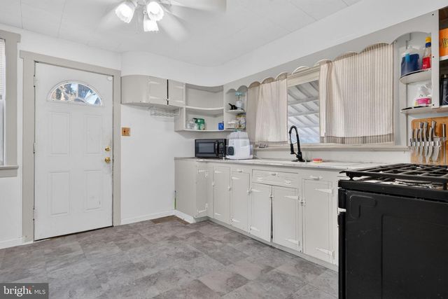 326 MOTT AVE, Burlington, NJ 08016