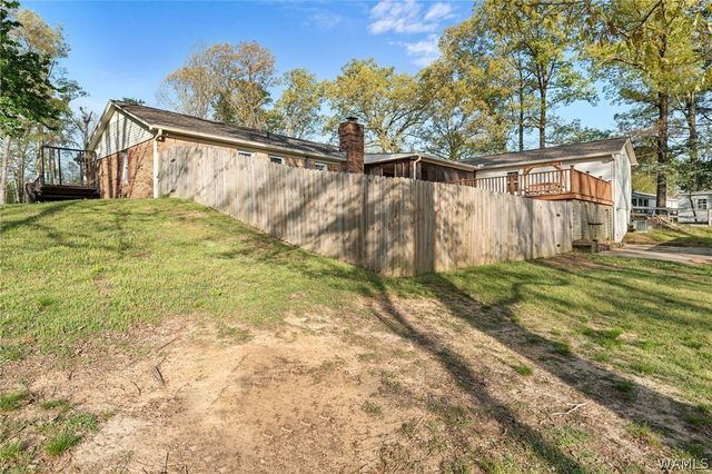 15923 Lake Hills, Northport, AL 35475