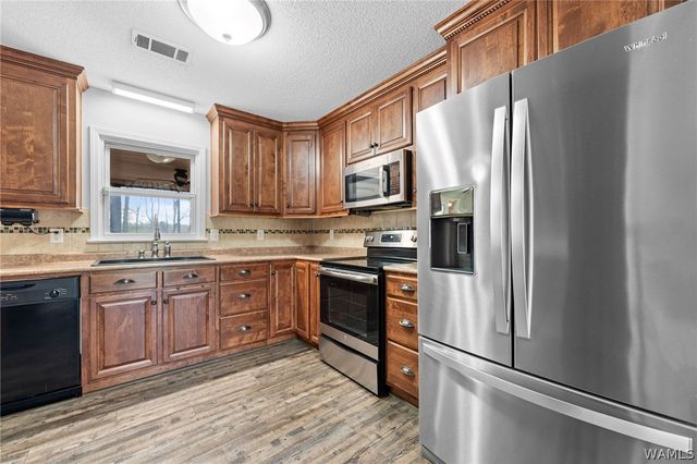 15923 Lake Hills, Northport, AL 35475