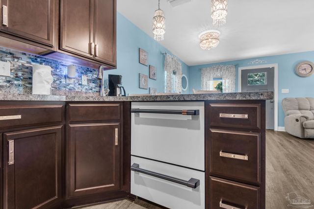 319 N Reus St, Pensacola, FL 32501