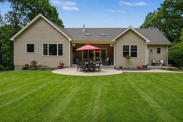 24226 Hemingway Street, Mattawan, MI 49071