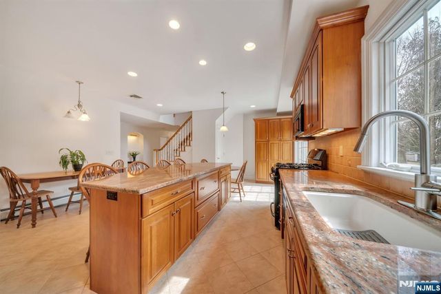 296 Birch Parkway, Wyckoff, NJ 07481