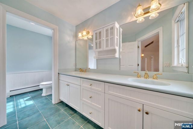 296 Birch Parkway, Wyckoff, NJ 07481