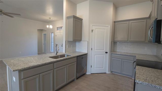 1981 Preakness Path, Blanchard, OK 73010
