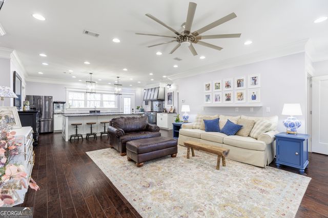 219 Buck Griffis Road, Homerville, GA 31634