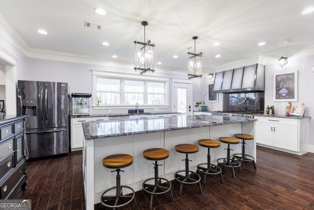 219 Buck Griffis Road, Homerville, GA 31634